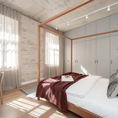 2 Bedroom I 85 M2 I W-balcony I Malunu St I Cohost * Вильнюс