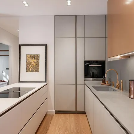 2 Bedroom I 85 M2 I W-balcony & Parking I Malunu St I Cohost *