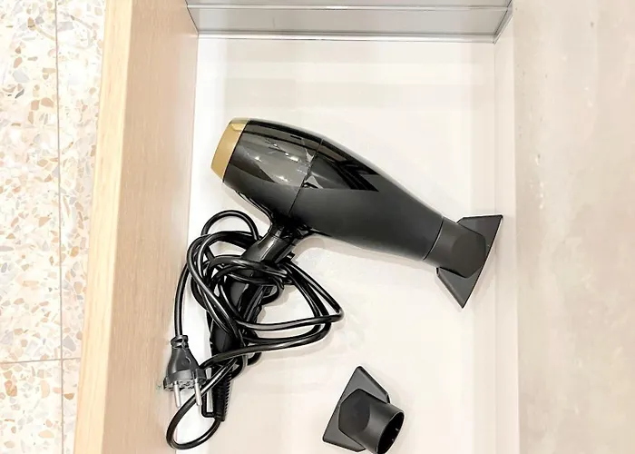 Apartman 2 Bedroom I 85 M2 I W-balcony I Malunu St I Cohost *