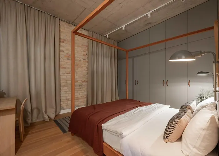 2 Bedroom I 85 M2 I W-balcony I Malunu St I Cohost Apartman