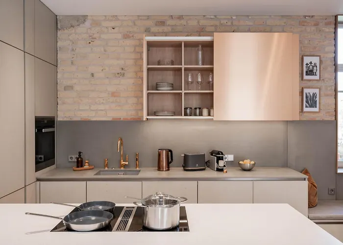 شقة 2 Bedroom I 85 M2 I W-balcony I Malunu St I Cohost