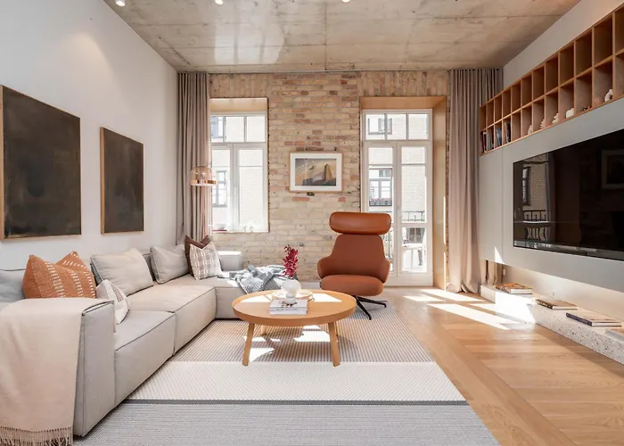 شقة 2 Bedroom I 85 M2 I W-balcony I Malunu St I Cohost فيلنيوس