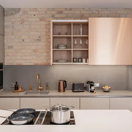 Appartamento 2 Bedroom I 85 M2 I W-balcony I Malunu St I Cohost