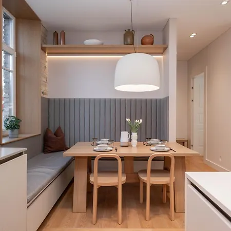 Appartamento 2 Bedroom I 85 M2 I W-balcony I Malunu St I Cohost Vilnius