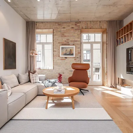 Apartment 2 Bedroom I 85 M2 I W-balcony I Malunu St I Cohost Wilna