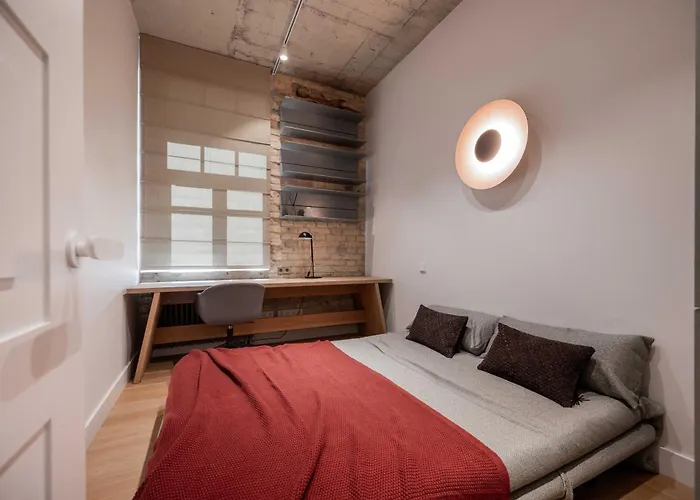 2 Bedroom I 85 M2 I W-balcony I Malunu St I Cohost Lägenhet *