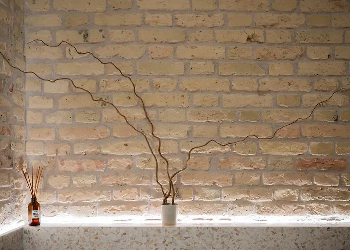 アパート 2 Bedroom I 85 M2 I W-balcony I Malunu St I Cohost *