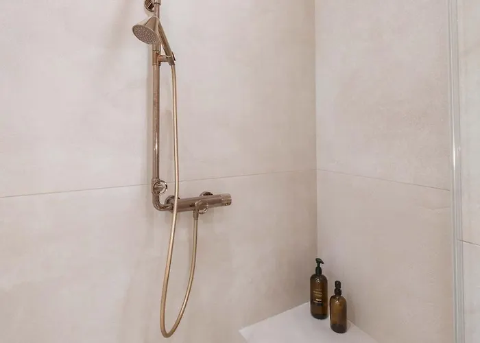 2 Bedroom I 85 M2 I W-balcony I Malunu St I Cohost アパート ヴィリニュス