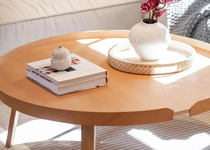 2 Bedroom I 85 M2 I W-balcony I Malunu St I Cohost アパート