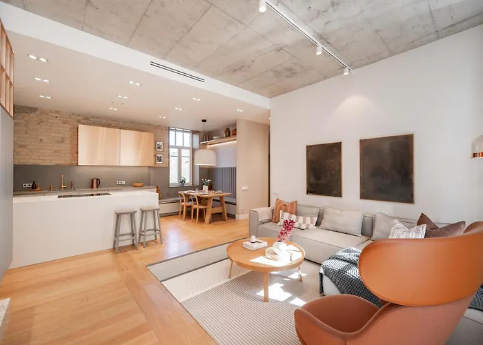 2 Bedroom I 85 M2 I W-balcony I Malunu St I Cohost