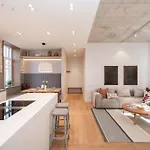 2 Bedroom I 85 M2 I W-balcony I Malunu St I Cohost Apartamento *