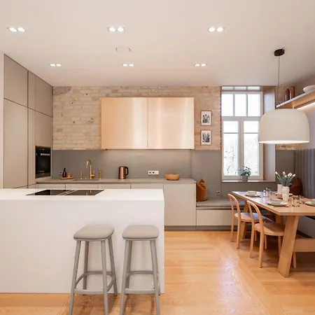 2 Bedroom I 85 M2 I W-balcony I Malunu St I Cohost Appartamento *